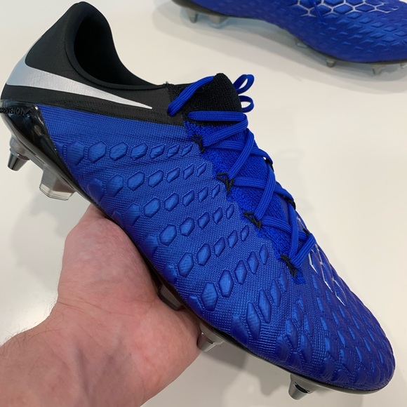 Hypervenom Phantom III DF FG. Nike.com HR